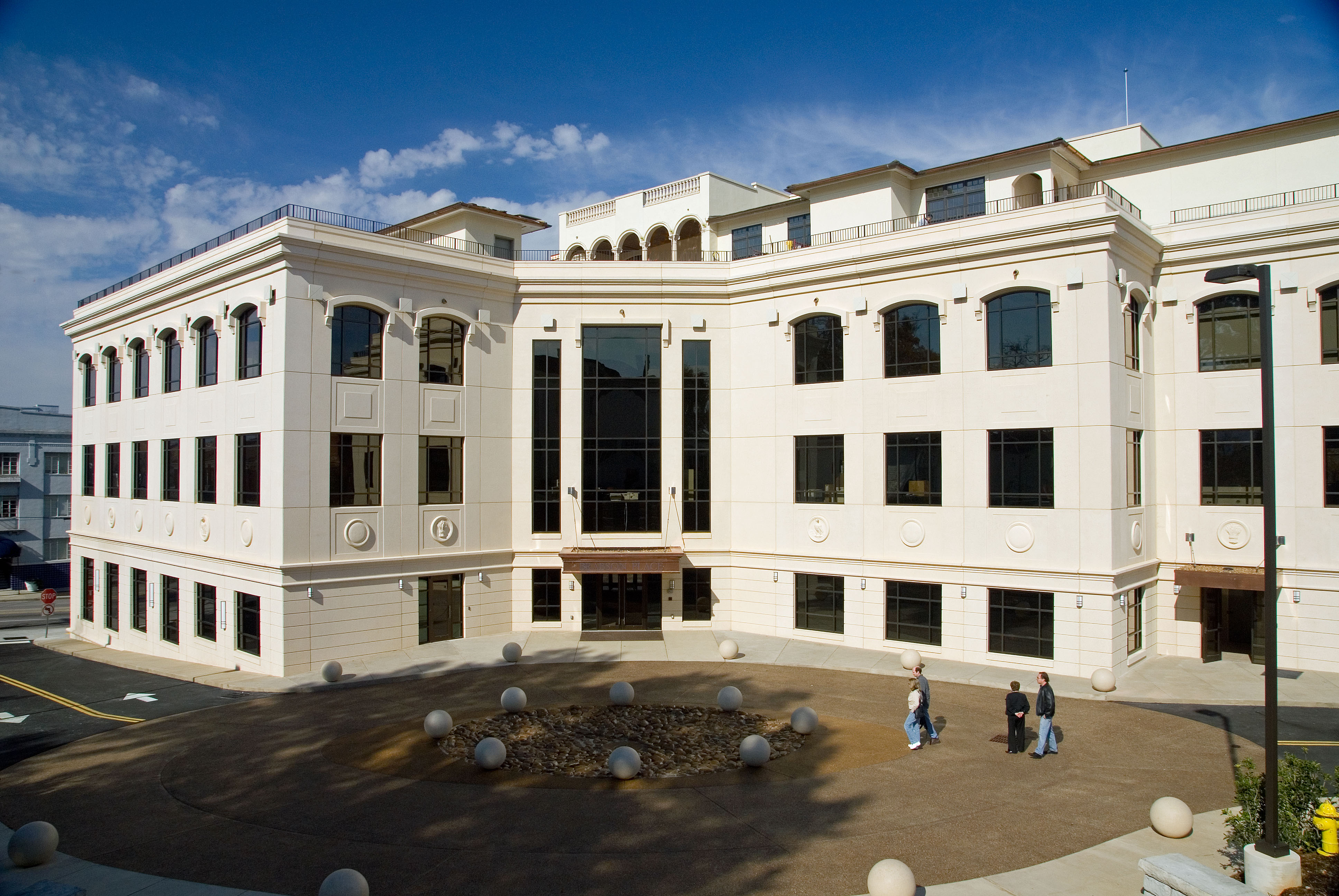 Brabson Place SE Entry 9